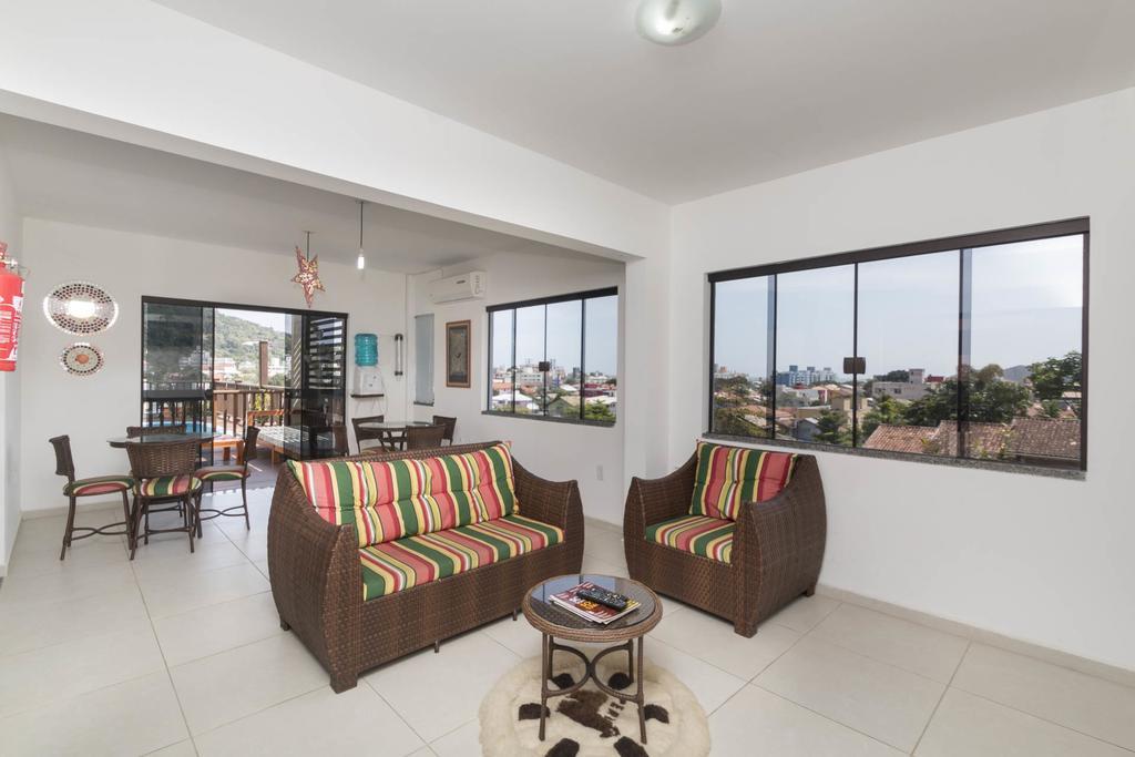 Residencial Los Abuelos Бомбиняс Екстериор снимка